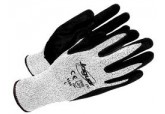 Jaguar 3135 Nitrile Coated Cut Resistant Gloves Level A4